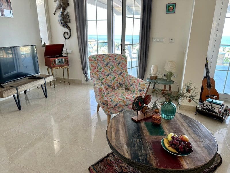 3 soveværelse Villa til salg i El Carmoli med swimmingpool garage - € 399.000 (Ref: 9284096)