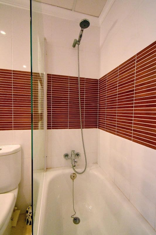 3 sypialnia Willa na sprzedaż w El Carmoli z basenem garażem - 399 000 € (Ref: 9284096)