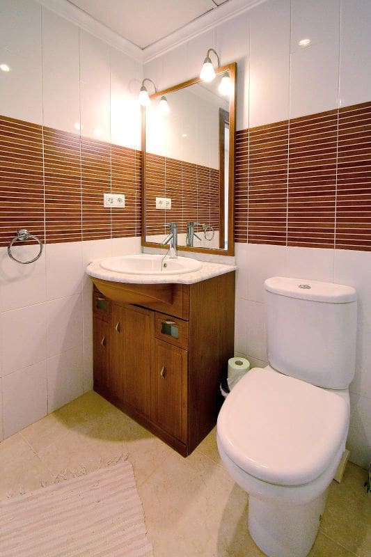 3 sypialnia Willa na sprzedaż w El Carmoli z basenem garażem - 399 000 € (Ref: 9284096)