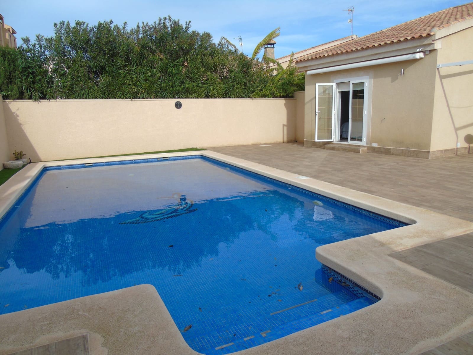 3 quarto Moradia para venda em Playa Honda com piscina - 375 000 € (Ref: 9535415)