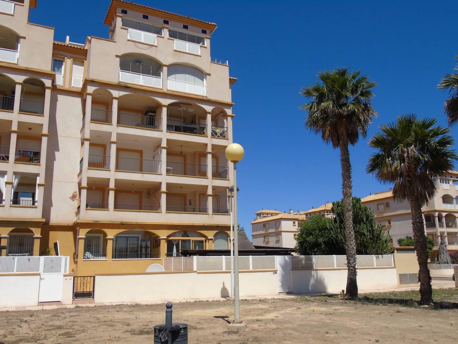 3 soverom Leilighet til salgs i Mar de Cristal med svømmebasseng garasje - € 180 000 (Ref: 9868119)