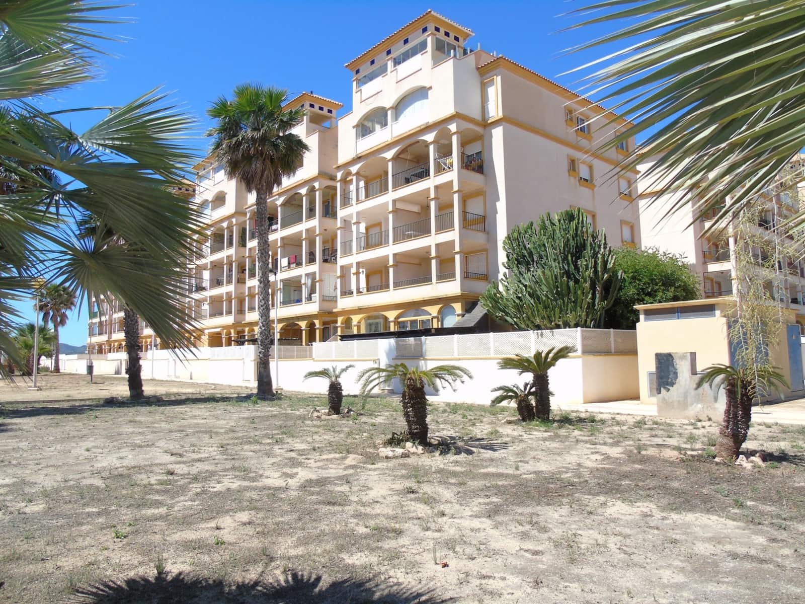 3 soverom Leilighet til salgs i Mar de Cristal med svømmebasseng garasje - € 180 000 (Ref: 9868119)