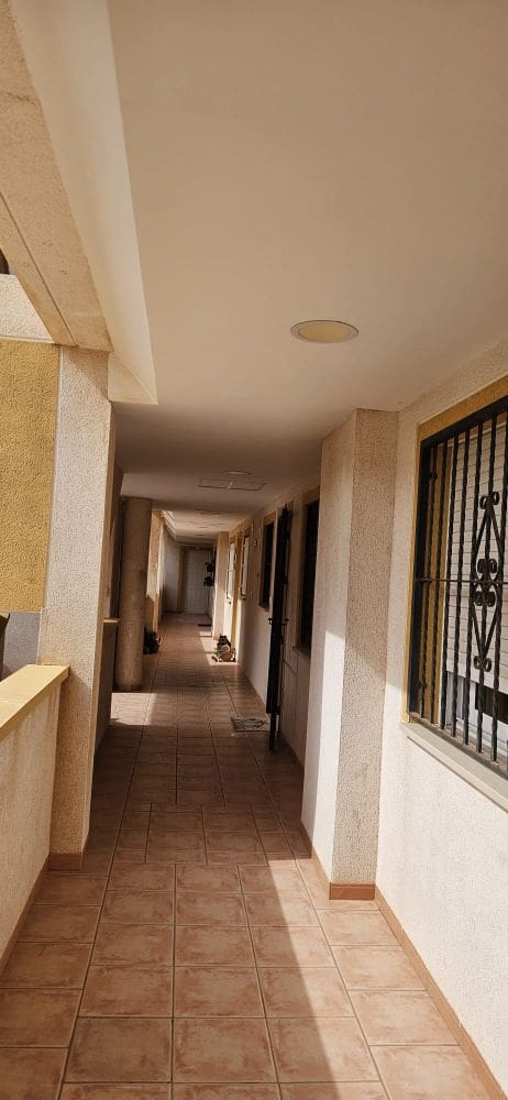 2 sovrum Lägenhet till salu i Mar de Cristal med pool - 150 000 € (Ref: 9906641)
