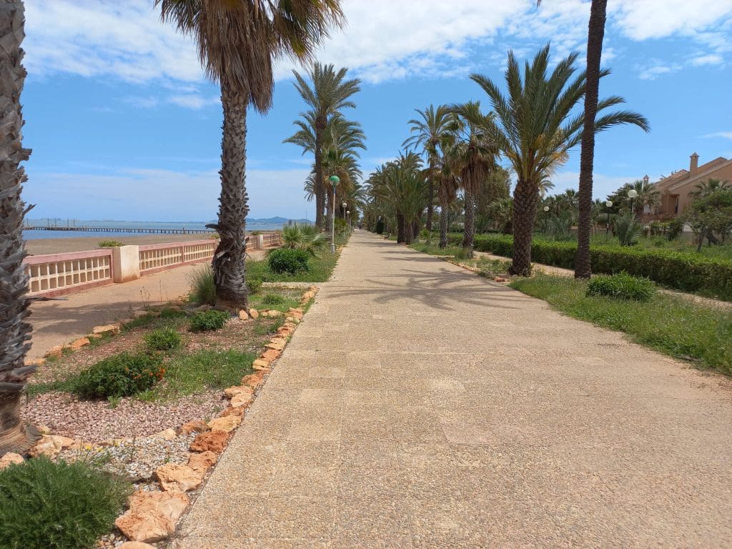 2 soveværelse Bungalow til salg i Estrella de Mar med swimmingpool - € 155.000 (Ref: 9954861)