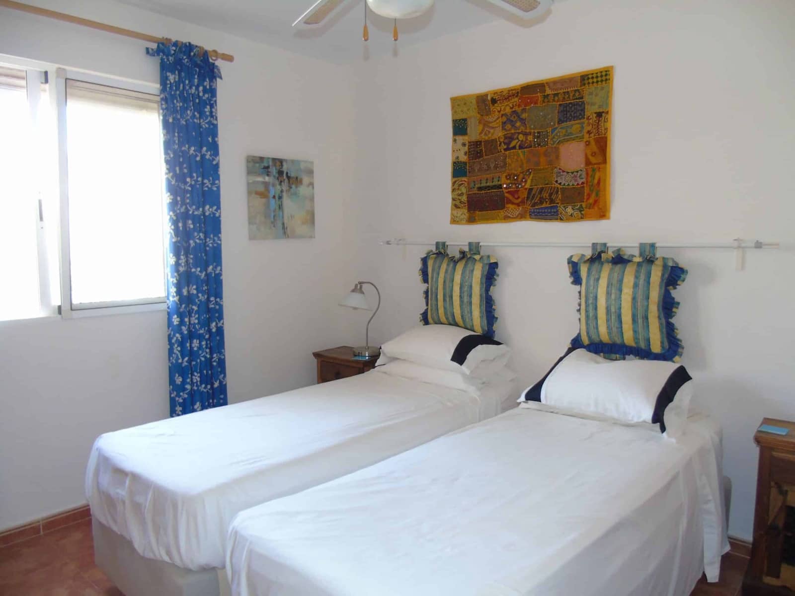 3 quarto Moradia para venda em El Carmoli com piscina - 330 000 € (Ref: 9993736)