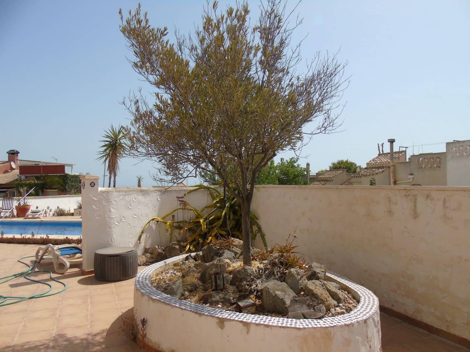 3 quarto Moradia para venda em El Carmoli com piscina - 330 000 € (Ref: 9993736)