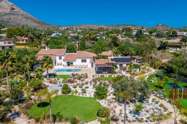 6 slaapkamer Villa te koop in Javea / Xàbia met garage - € 2.250.000 (Ref: 10061018)