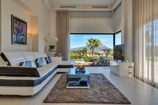 Chalet de 4 habitaciones en Javea / Xàbia en venta con garaje - 1.695.000 € (Ref: 10090964)