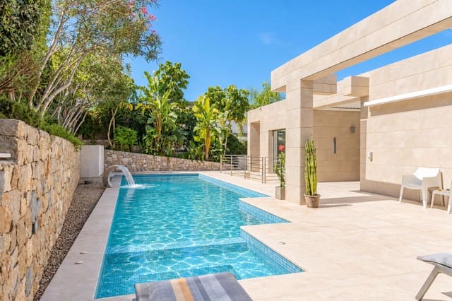 Chalet de 4 habitaciones en Javea / Xàbia en venta con garaje - 1.695.000 € (Ref: 10090964)