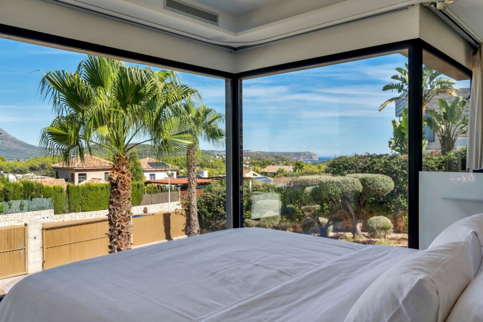 Chalet de 4 habitaciones en Javea / Xàbia en venta con garaje - 1.695.000 € (Ref: 10090964)