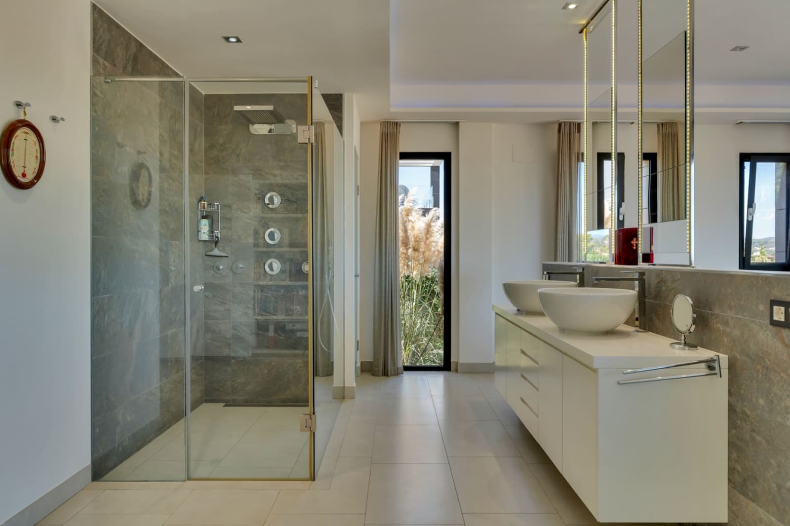 Chalet de 4 habitaciones en Javea / Xàbia en venta con garaje - 1.695.000 € (Ref: 10090964)