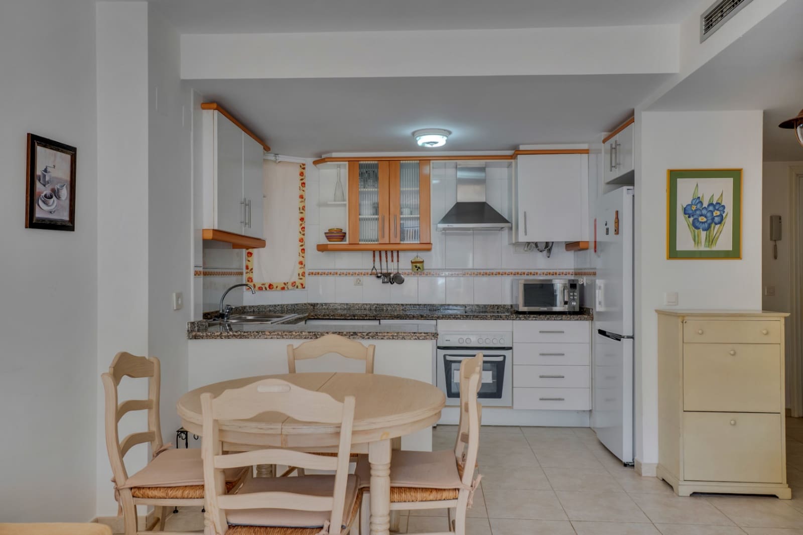 2 bedroom Apartment for sale in Arenal with pool garage - € 397,000 (Ref: 10158636)