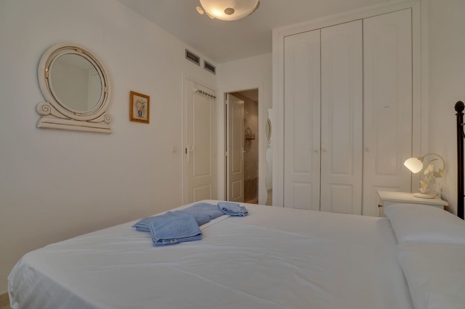 2 bedroom Apartment for sale in Arenal with pool garage - € 397,000 (Ref: 10158636)
