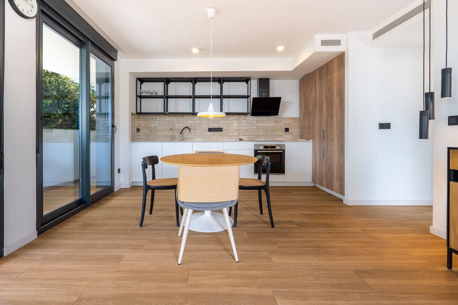 3 soveværelse Lejlighed til salg i Javea / Xabia med garage - € 475.000 (Ref: 10187557)