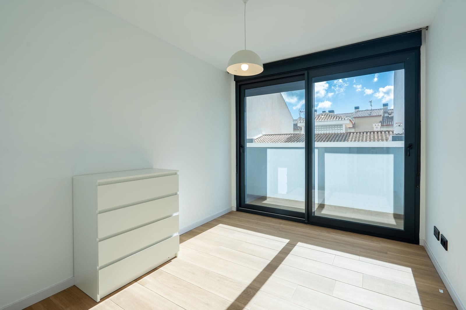 3 soveværelse Lejlighed til salg i Javea / Xabia med garage - € 475.000 (Ref: 10187557)