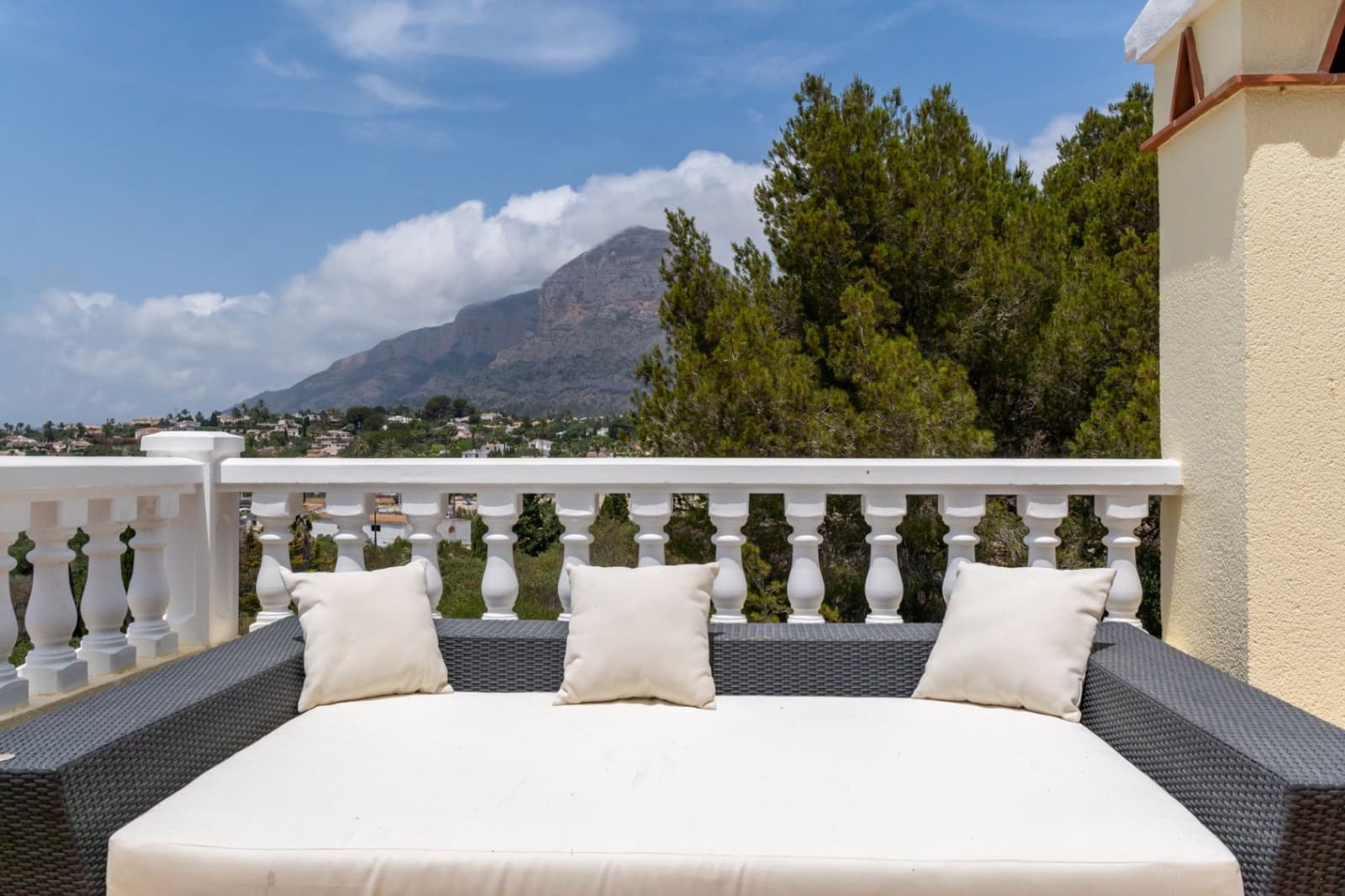 4 bedroom Villa for sale in Javea / Xabia with pool garage - € 849,000 (Ref: 9022110)