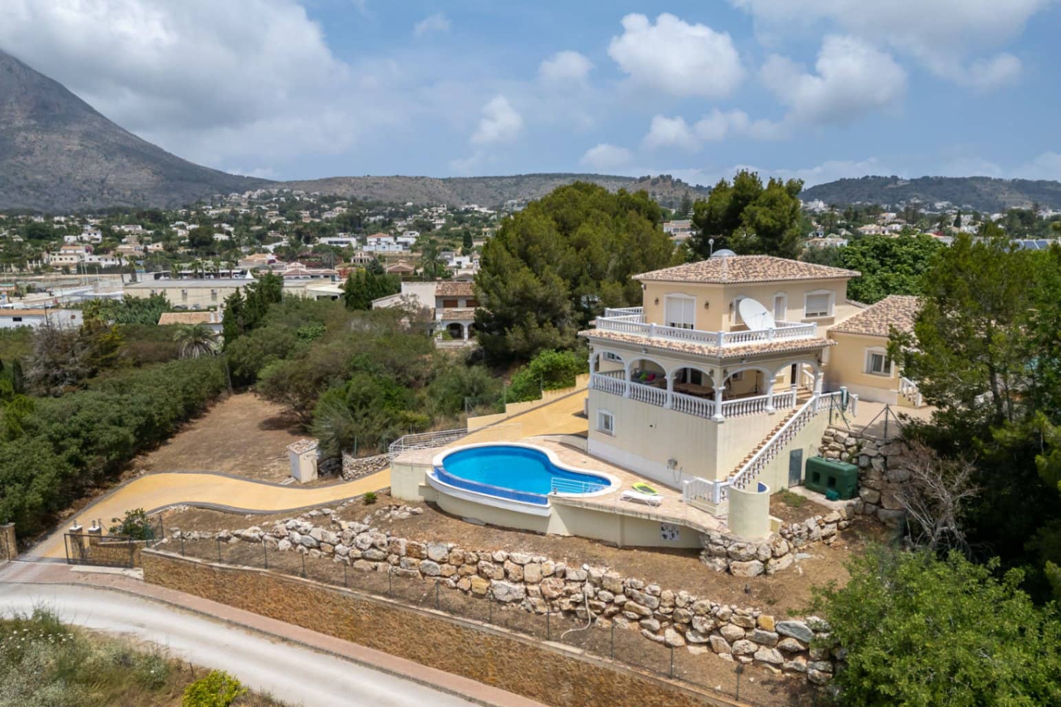 4 bedroom Villa for sale in Javea / Xabia with pool garage - € 849,000 (Ref: 9022110)