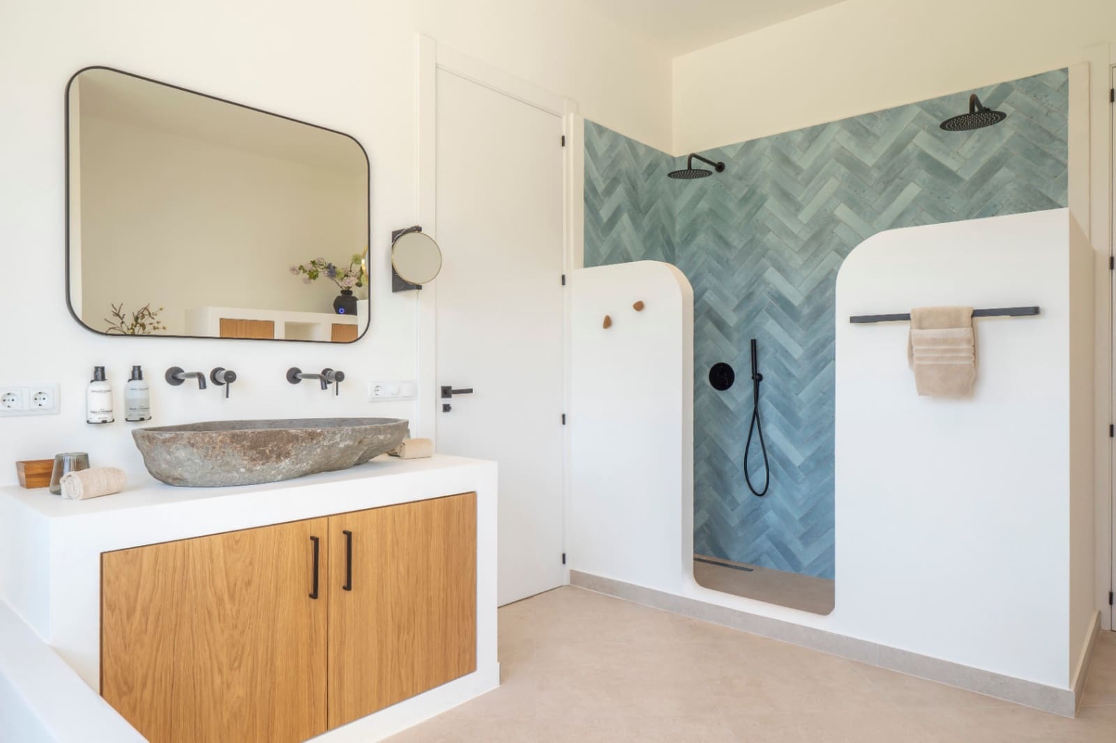 8 bedroom Villa for sale in Javea / Xabia with garage - € 3,950,000 (Ref: 9107027)