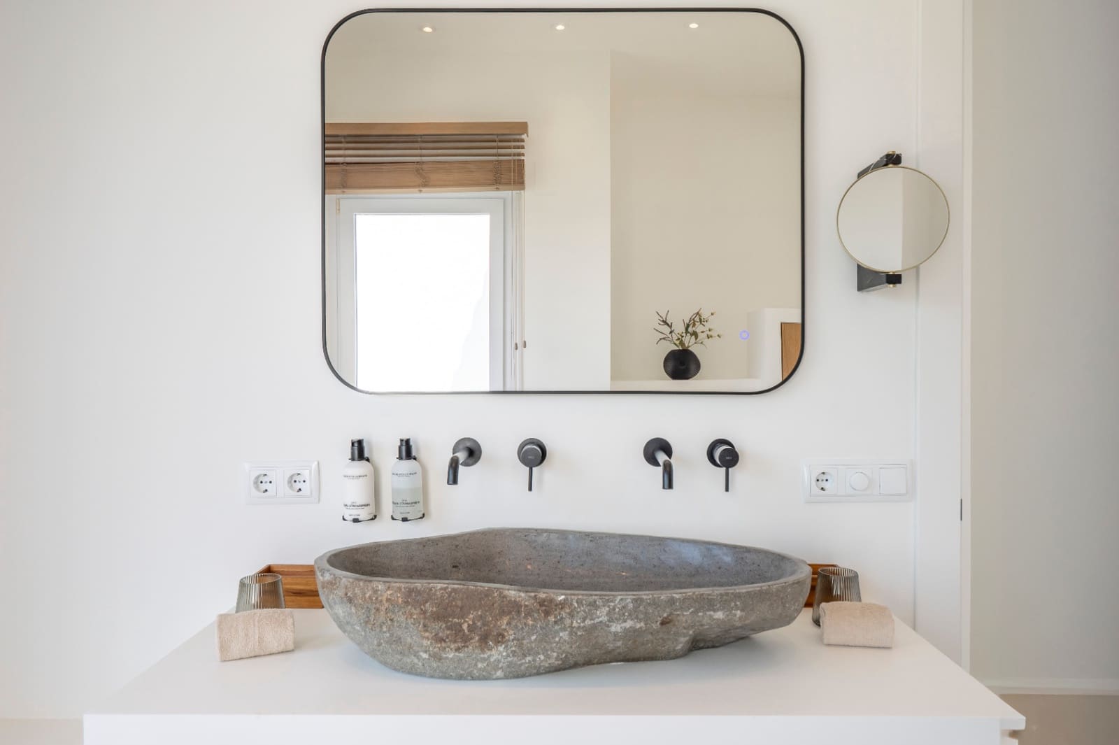 8 bedroom Villa for sale in Javea / Xabia with garage - € 3,950,000 (Ref: 9107027)