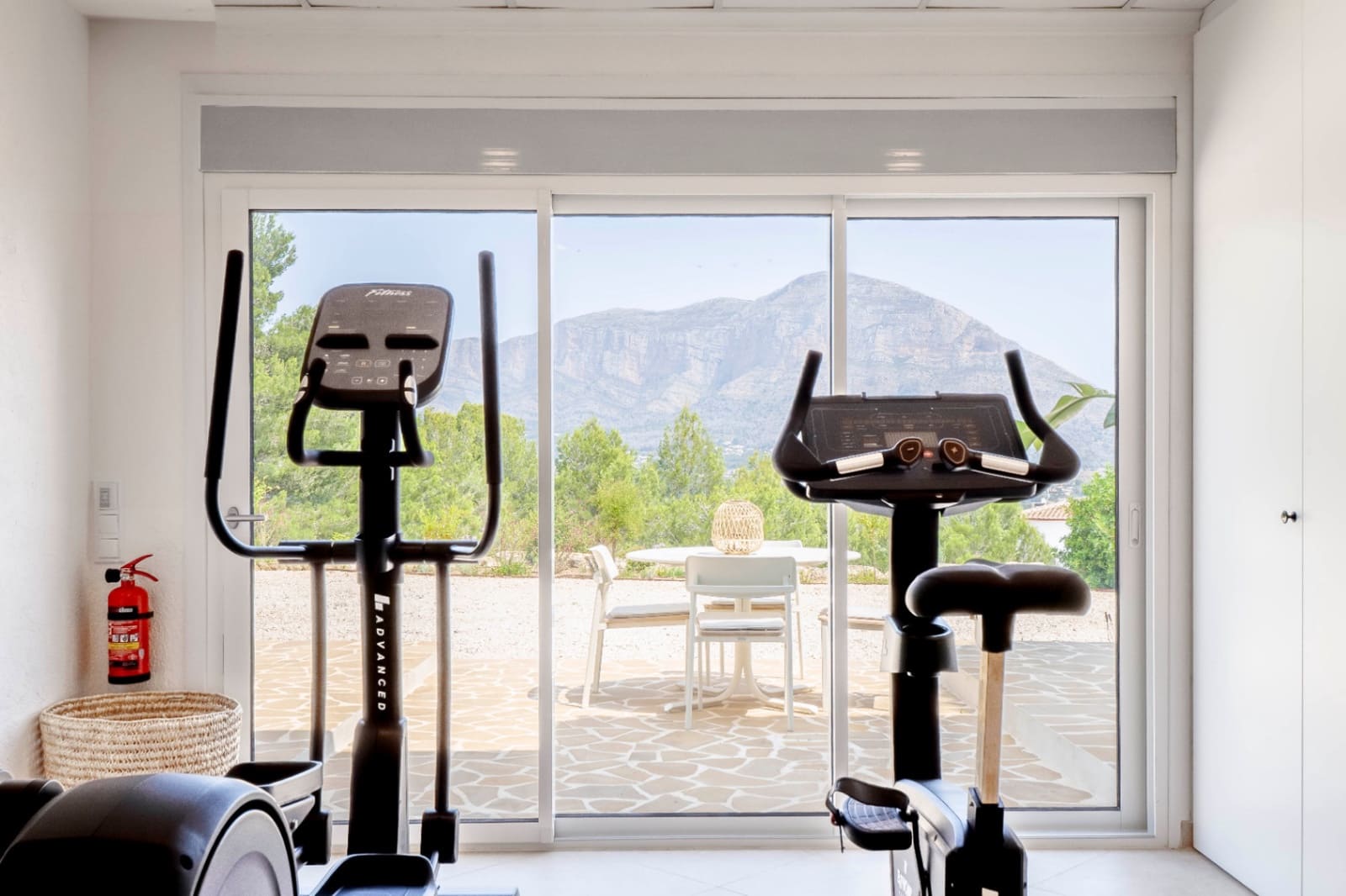 8 bedroom Villa for sale in Javea / Xabia with garage - € 3,950,000 (Ref: 9107027)