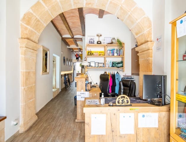 5 bedroom Commercial for sale in Centro ciudad, Javea / Xàbia - € 995,000 (Ref: 9114973)