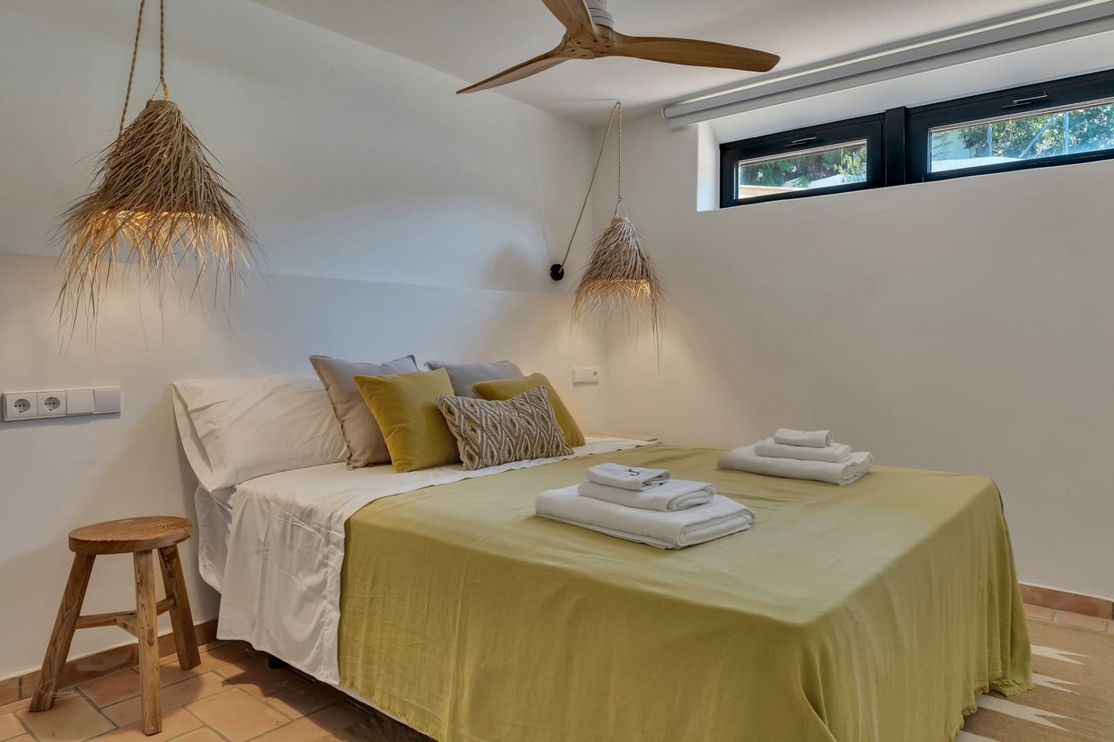 4 bedroom Villa for sale in Javea / Xabia with pool - € 1,295,000 (Ref: 9114979)