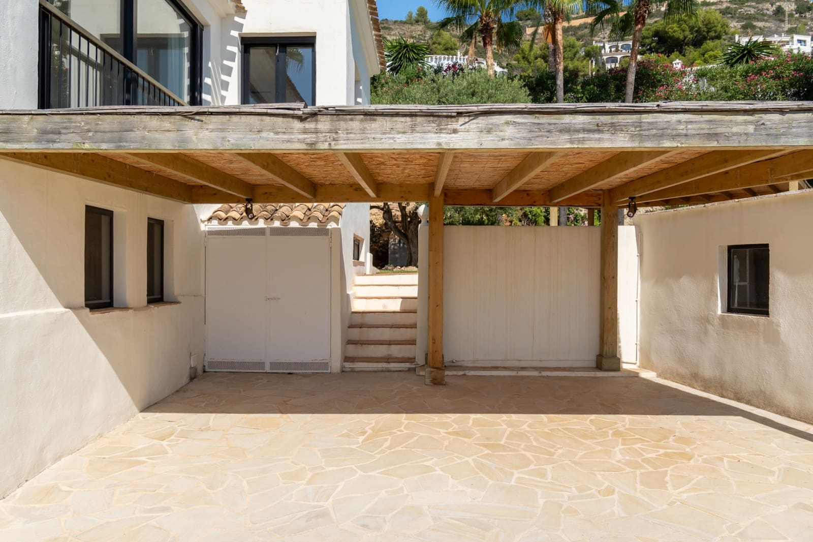 4 bedroom Villa for sale in Javea / Xabia with pool - € 1,295,000 (Ref: 9114979)