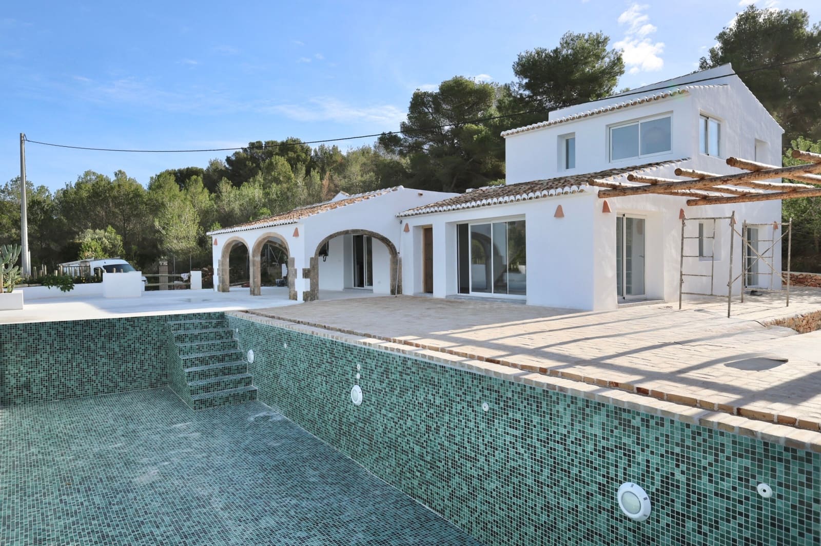 6 bedroom Villa for sale in Javea / Xabia with pool - € 1,250,000 (Ref: 9114980)