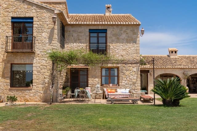 4 chambre Villa/Maison à vendre à Teulada Pueblo, Teulada-Moraira avec piscine garage - 4 400 000 € (Ref: 9114986)