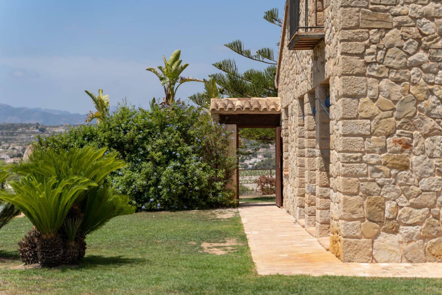 4 slaapkamer Villa te koop in Teulada met zwembad garage - € 4.400.000 (Ref: 9114986)