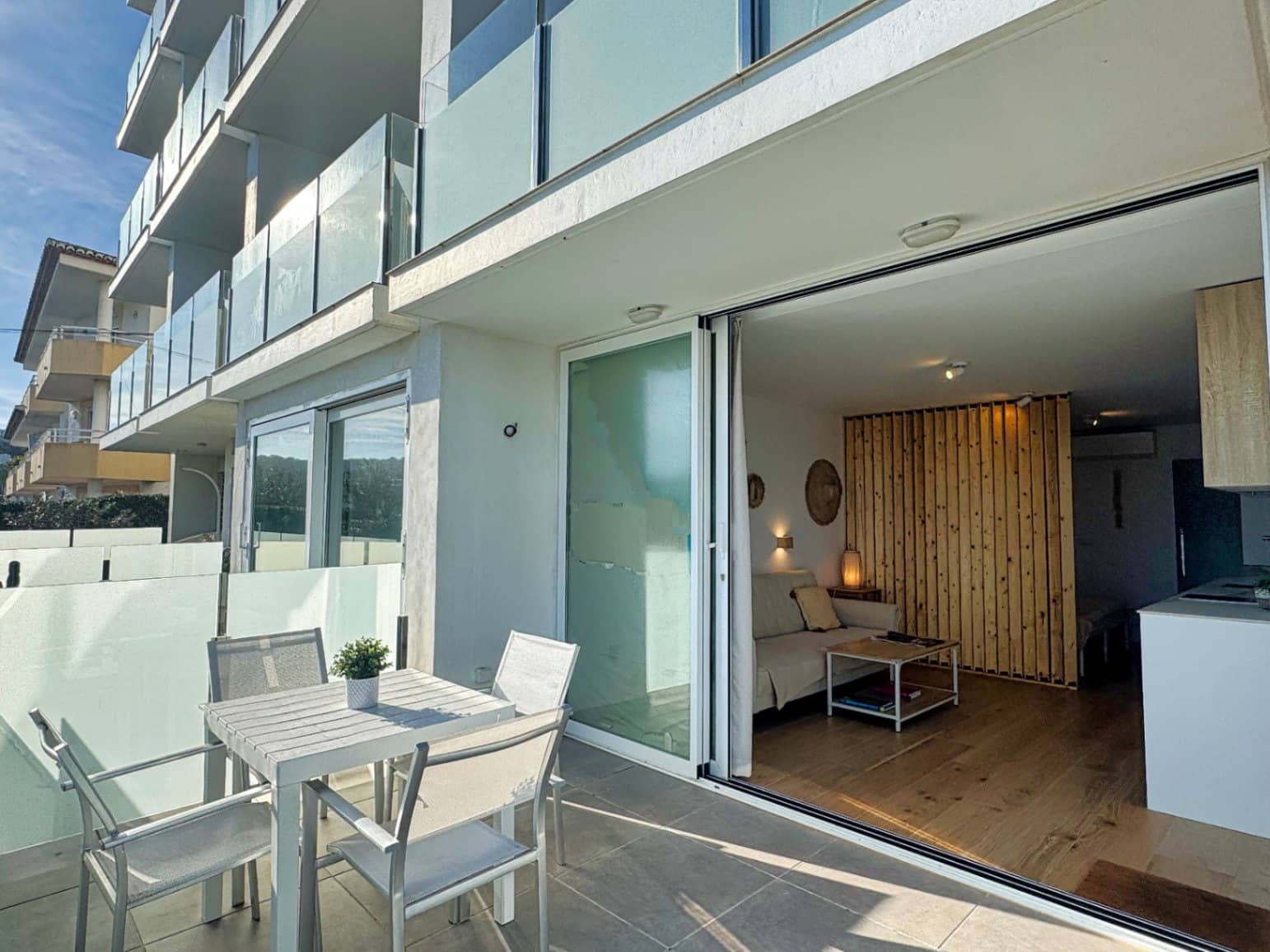 Apartment for sale in Javea / Xabia - € 245,000 (Ref: 9114989)