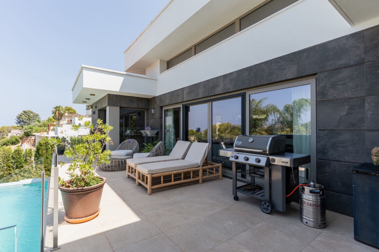 4 bedroom Villa for sale in Javea / Xabia with pool - € 1,150,000 (Ref: 9114995)