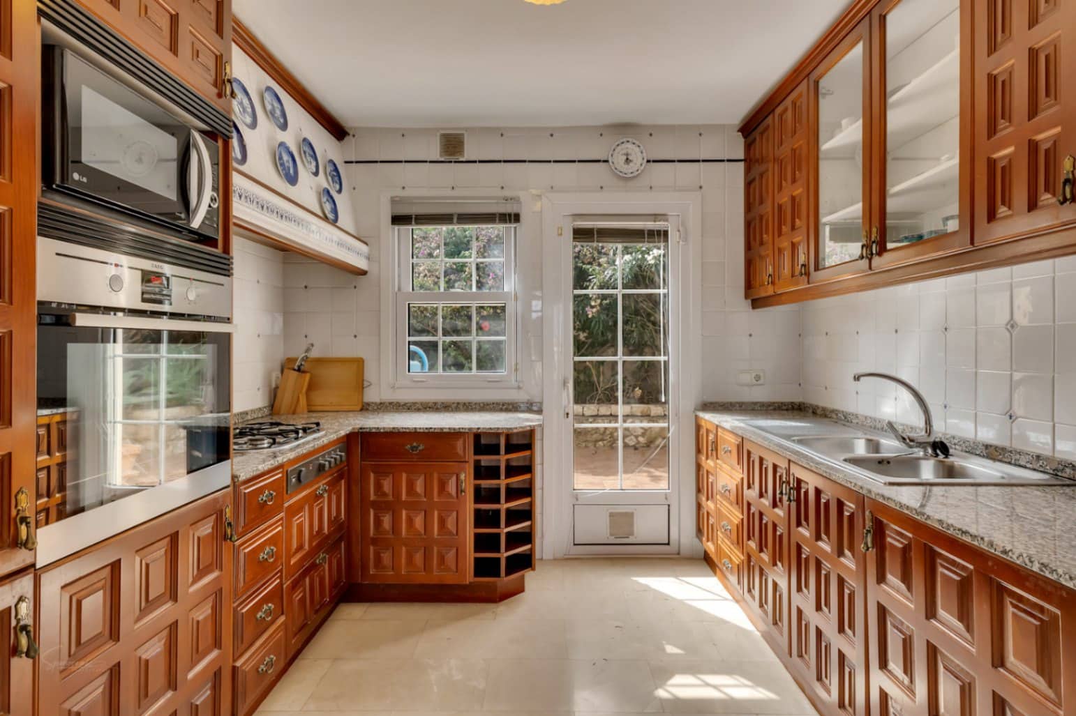 3 makuuhuone Huvila myytävänä paikassa Javea / Xabia mukana uima-altaan 
autotalli - 780 000 € (Ref: 9205749)