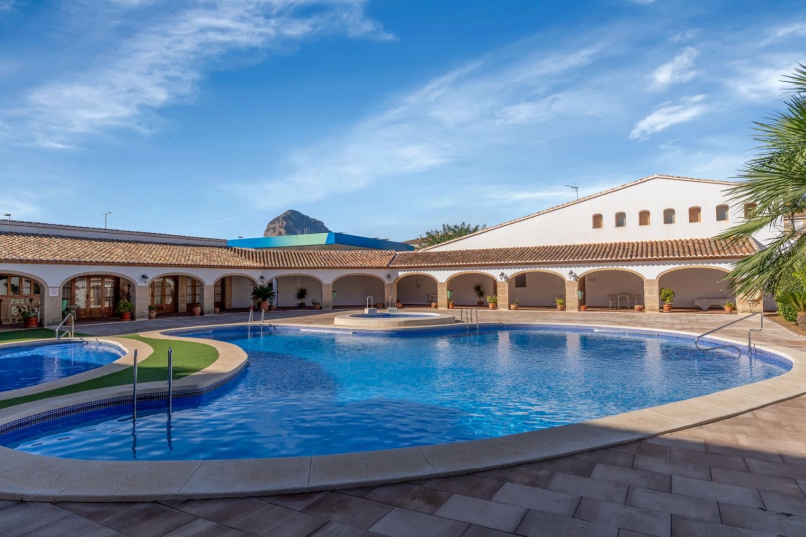 4 Zimmer Villa zu verkaufen in Javea / Xabia mit Pool Garage - 1.160.000 € (Ref: 9438905)