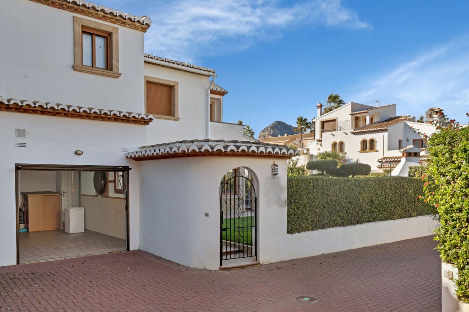 4 Zimmer Villa zu verkaufen in Javea / Xabia mit Pool Garage - 1.160.000 € (Ref: 9438905)
