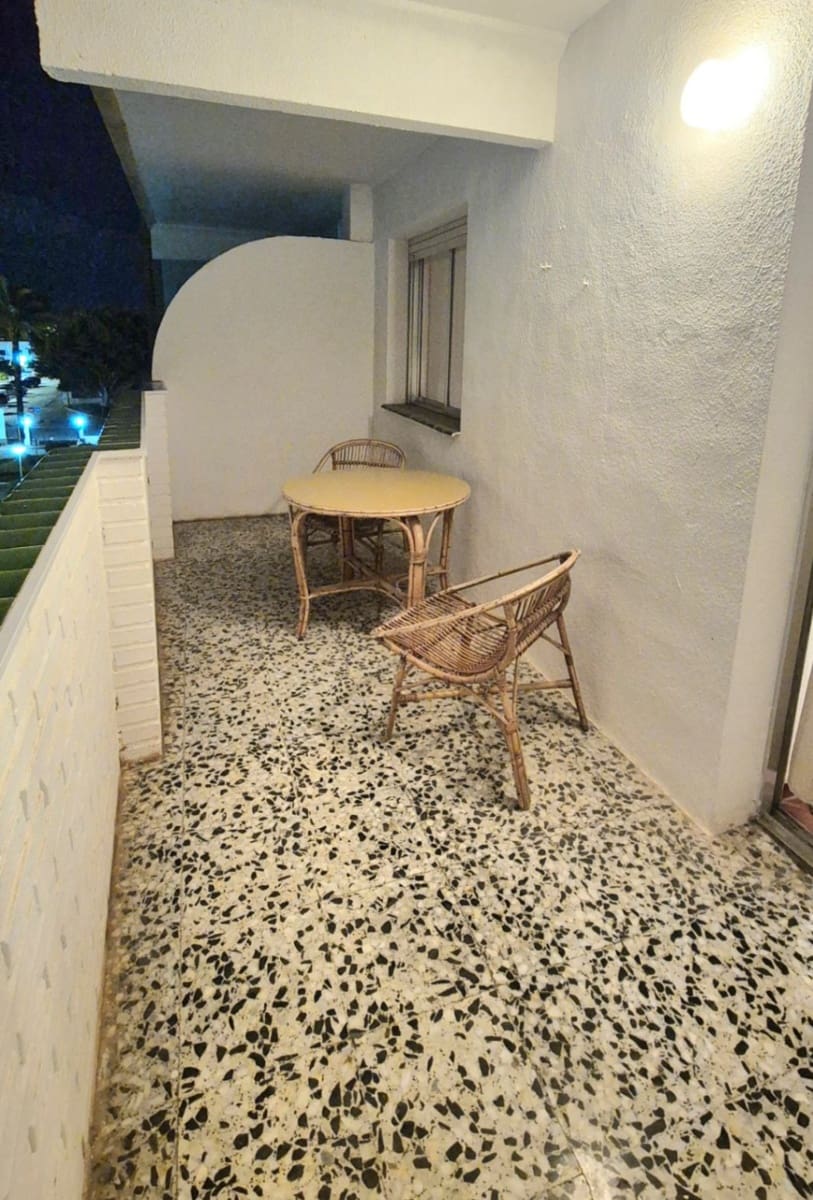 2 slaapkamer Appartement te koop in Arenal met garage - € 285.000 (Ref: 9451453)