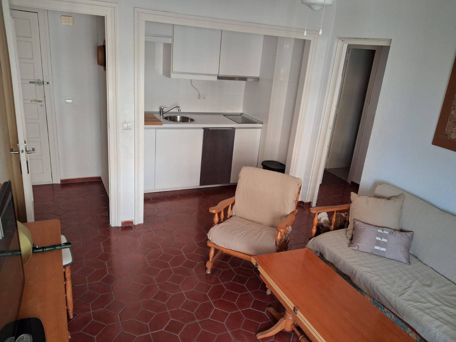 2 slaapkamer Appartement te koop in Arenal met garage - € 285.000 (Ref: 9451453)