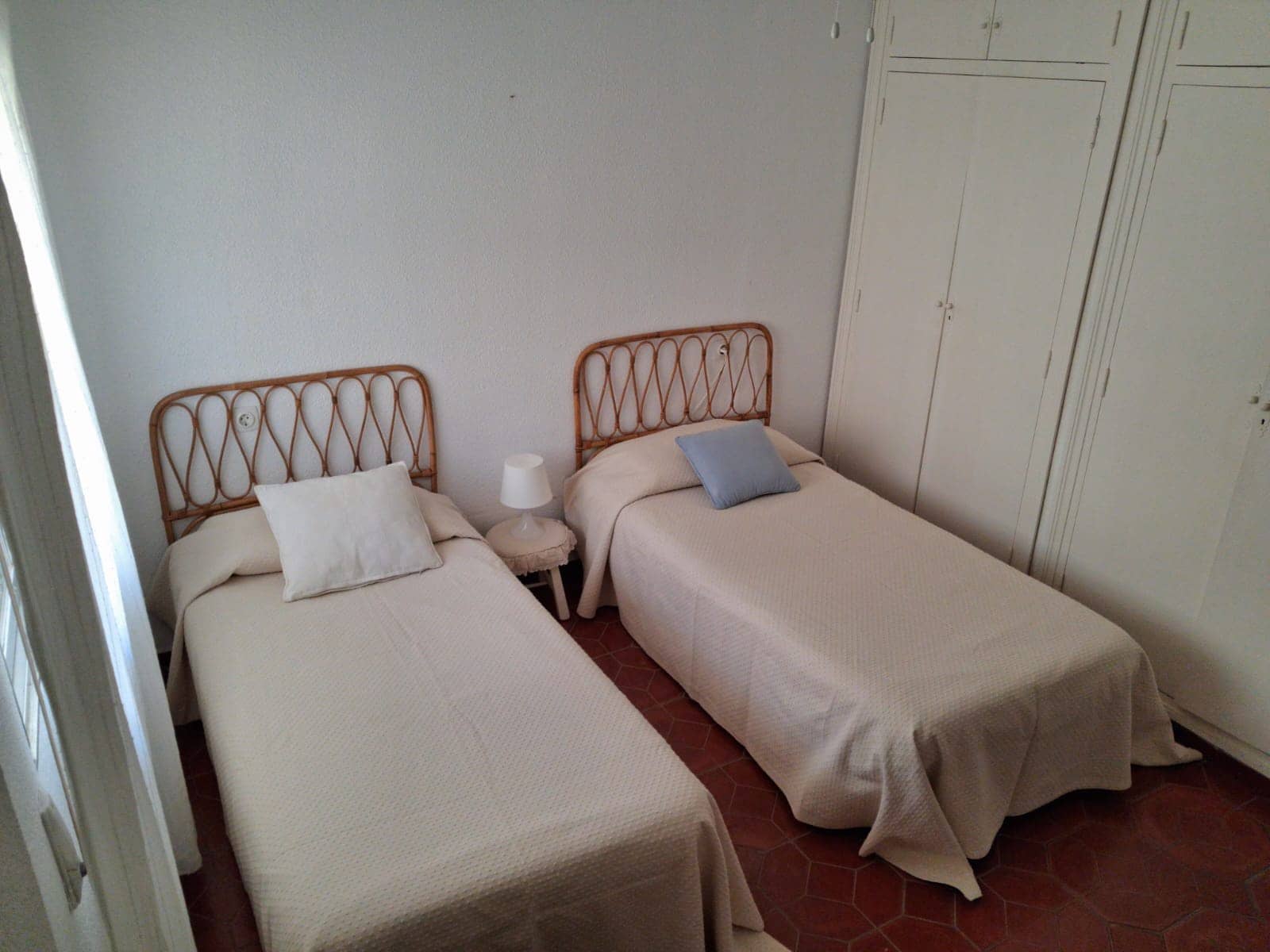 2 slaapkamer Appartement te koop in Arenal met garage - € 285.000 (Ref: 9451453)