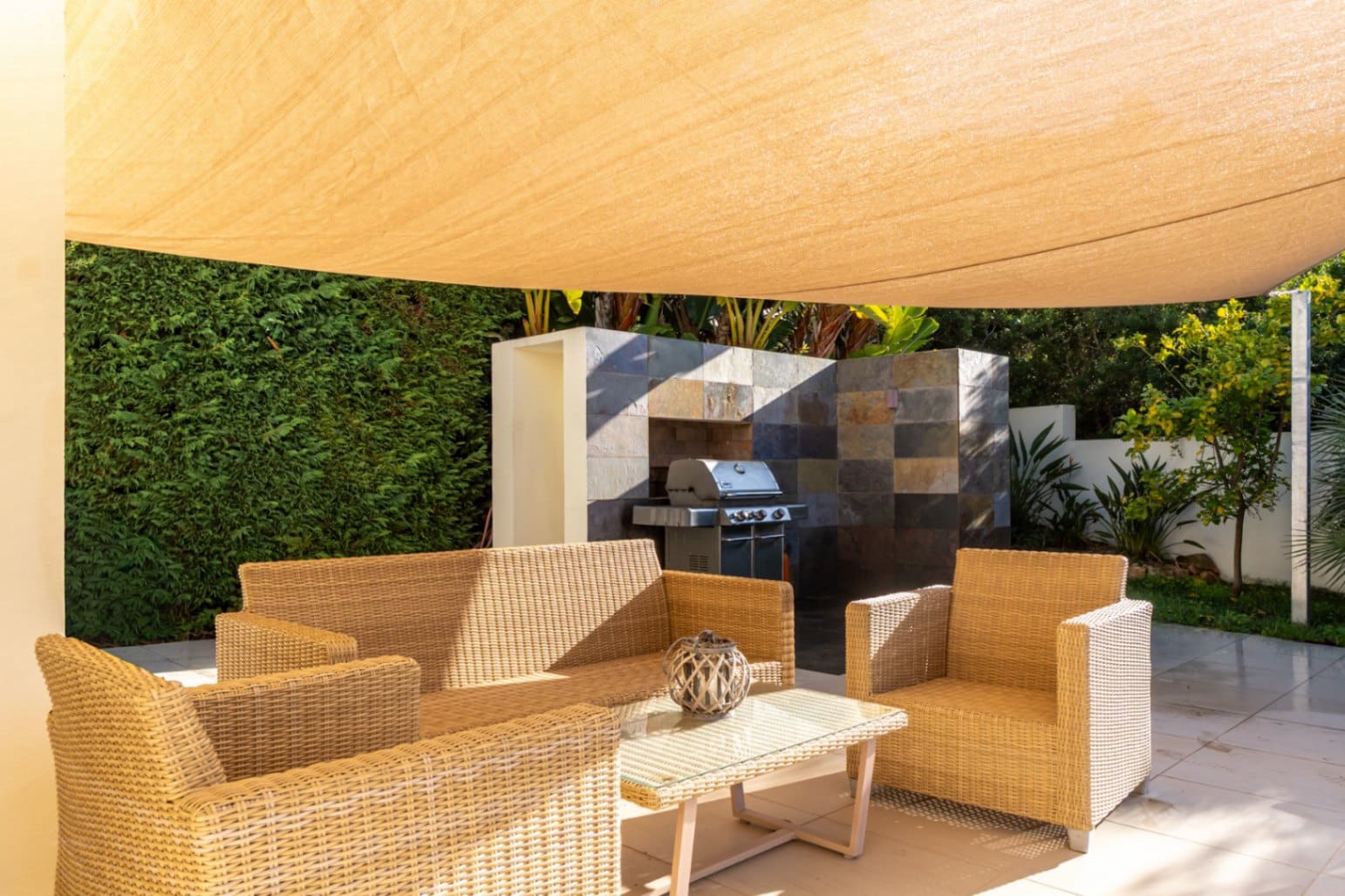 4 makuuhuone Huvila myytävänä paikassa Moraira mukana uima-altaan 
autotalli - 1 790 000 € (Ref: 9473330)