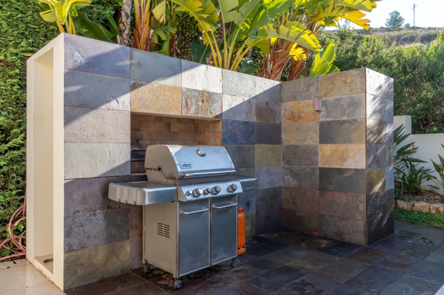 4 makuuhuone Huvila myytävänä paikassa Moraira mukana uima-altaan 
autotalli - 1 790 000 € (Ref: 9473330)