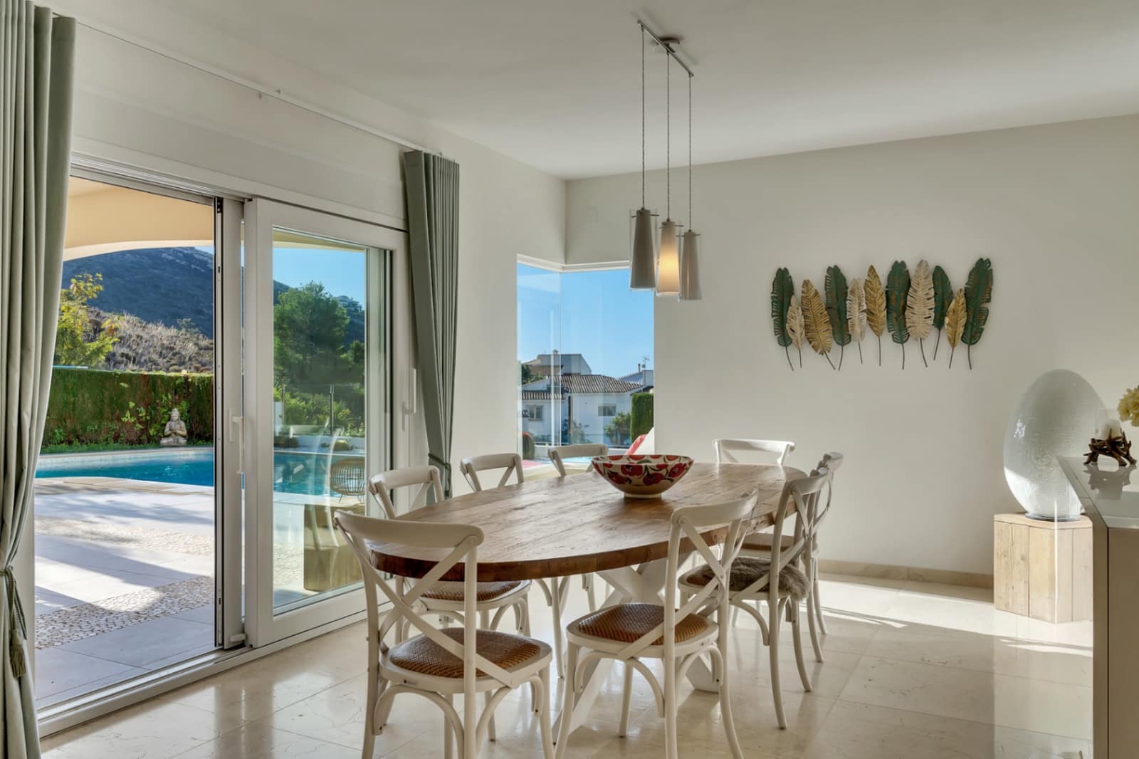 4 makuuhuone Huvila myytävänä paikassa Moraira mukana uima-altaan 
autotalli - 1 790 000 € (Ref: 9473330)