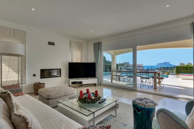 4 makuuhuone Huvila myytävänä paikassa Moraira, Teulada-Moraira mukana uima-altaan 
autotalli - 1 790 000 € (Ref: 9473330)