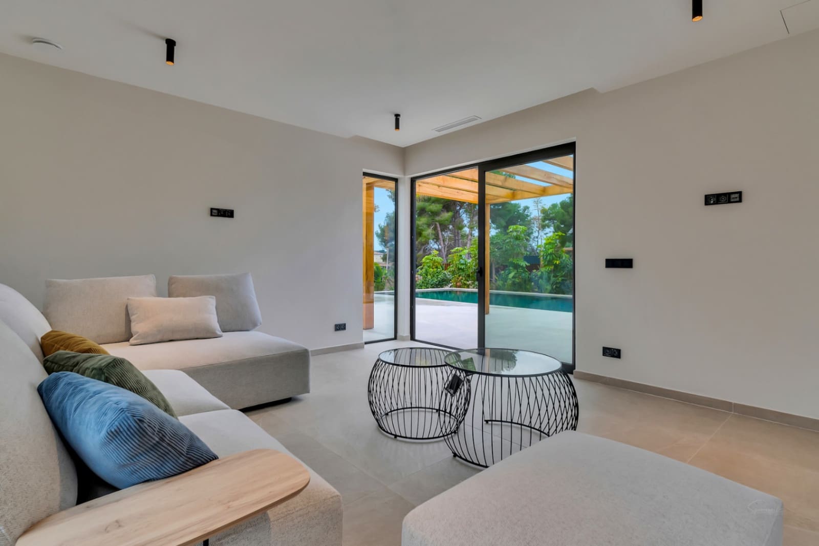 3 bedroom Villa for sale in Javea / Xabia with pool garage - € 1,749,000 (Ref: 9523662)