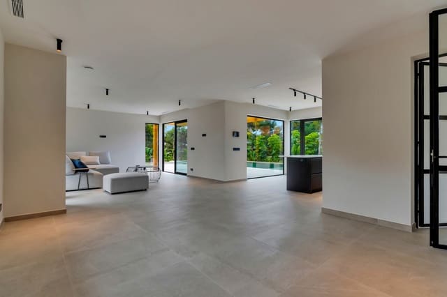 3 bedroom Villa for sale in Javea / Xàbia with pool garage - € 1,749,000 (Ref: 9523662)