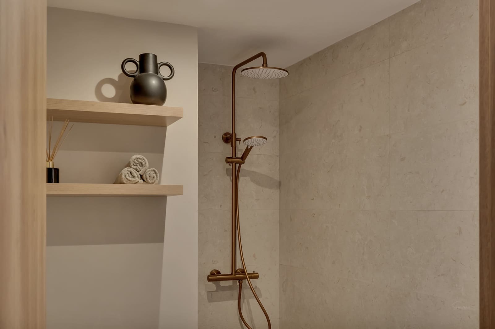 Apartamento para venda em Arenal com garagem - 199 000 € (Ref: 9581377)