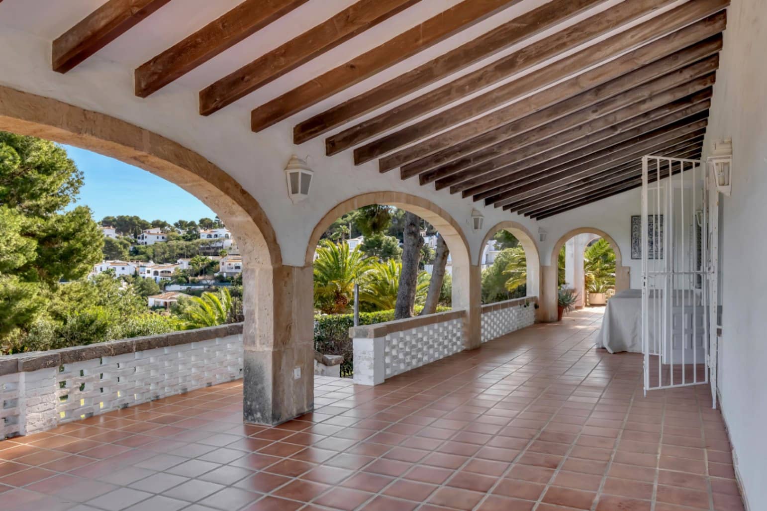 8 makuuhuone Huvila myytävänä paikassa Javea / Xabia mukana uima-altaan 
autotalli - 2 350 000 € (Ref: 9614556)