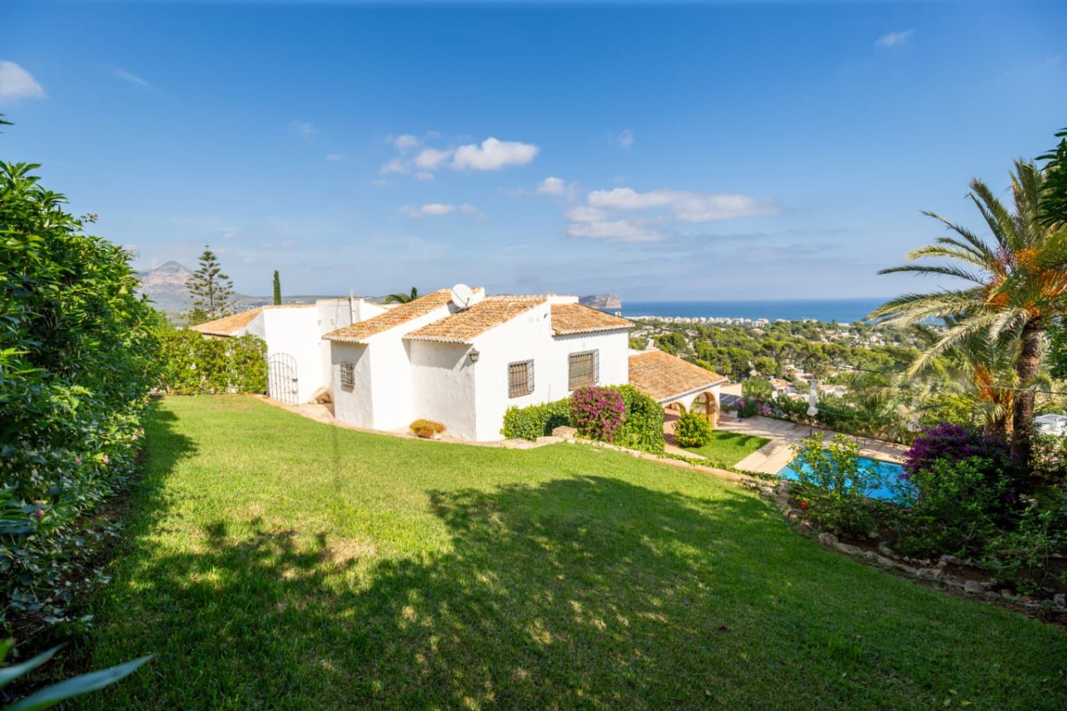 4 slaapkamer Villa te koop in Javea / Xabia met zwembad garage - € 1.550.000 (Ref: 9618734)