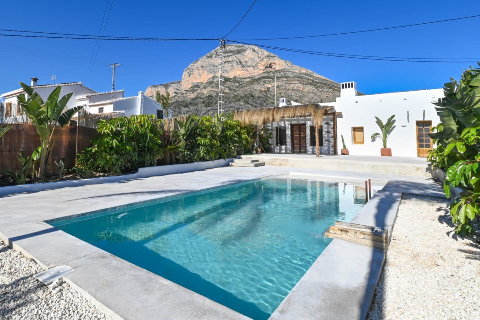 4 makuuhuone Huvila myytävänä paikassa Javea / Xabia mukana uima-altaan 
autotalli - 720 000 € (Ref: 9628329)