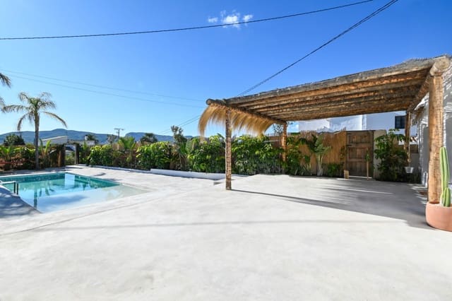 4 makuuhuone Huvila myytävänä paikassa Montgó - Ermita, Javea / Xàbia mukana uima-altaan 
autotalli - 720 000 € (Ref: 9628329)