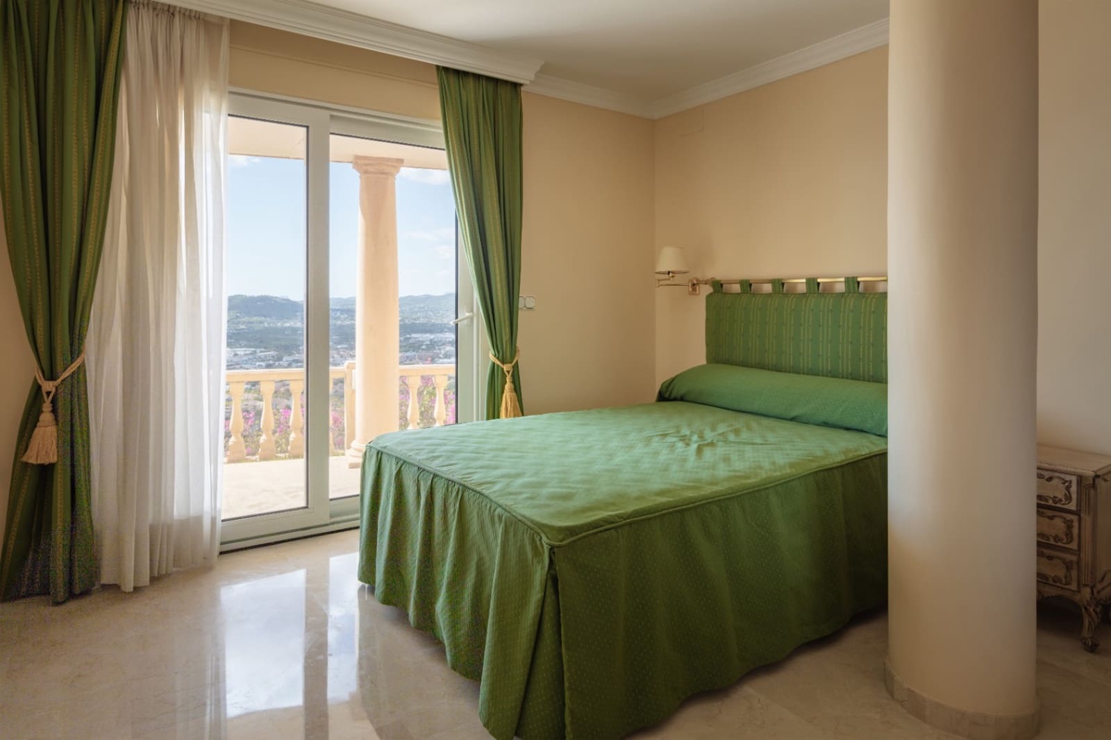 6 soverom Villa til salgs i Javea / Xabia med svømmebasseng garasje - € 3 600 000 (Ref: 9642481)